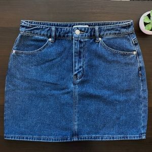 (new without tags) Denim Skirt - Forever 21